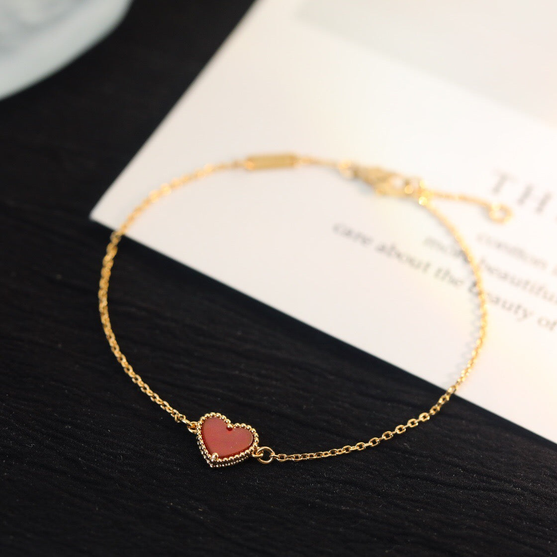 ⭐Miroze HEART-SHAPED  CARNELIAN SINGLE FLOWER BRACELET