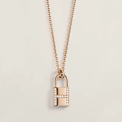 [⭐Miroze]HM ADVANCED NICHE LOCK HEAD NECKLACE DIAMONDS