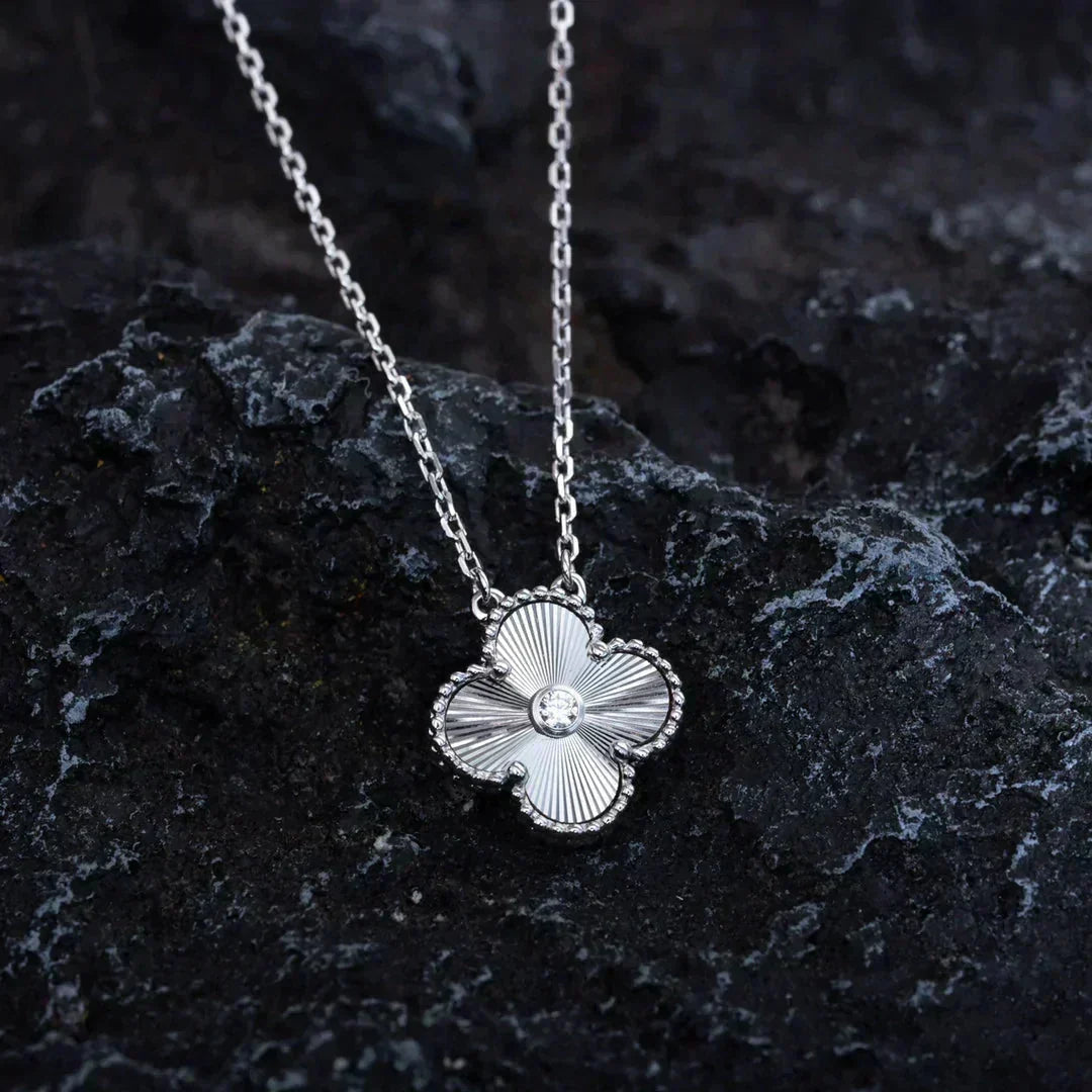⭐Miroze CLOVER  15MM DIAMOND LASER NECKLACE SILVER