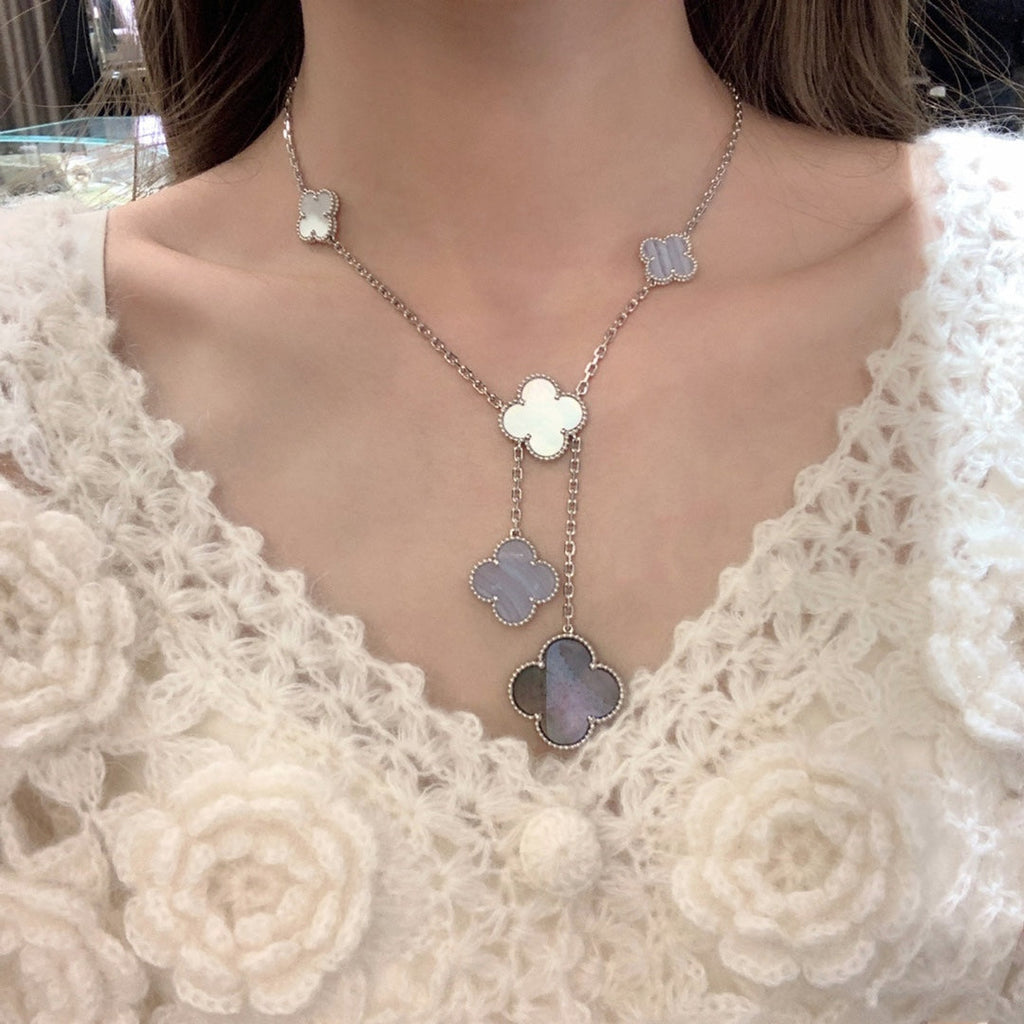 ⭐Miroze CLOVER MOP CHALCEDONY NECKLACE SILVER 6 MOTIF