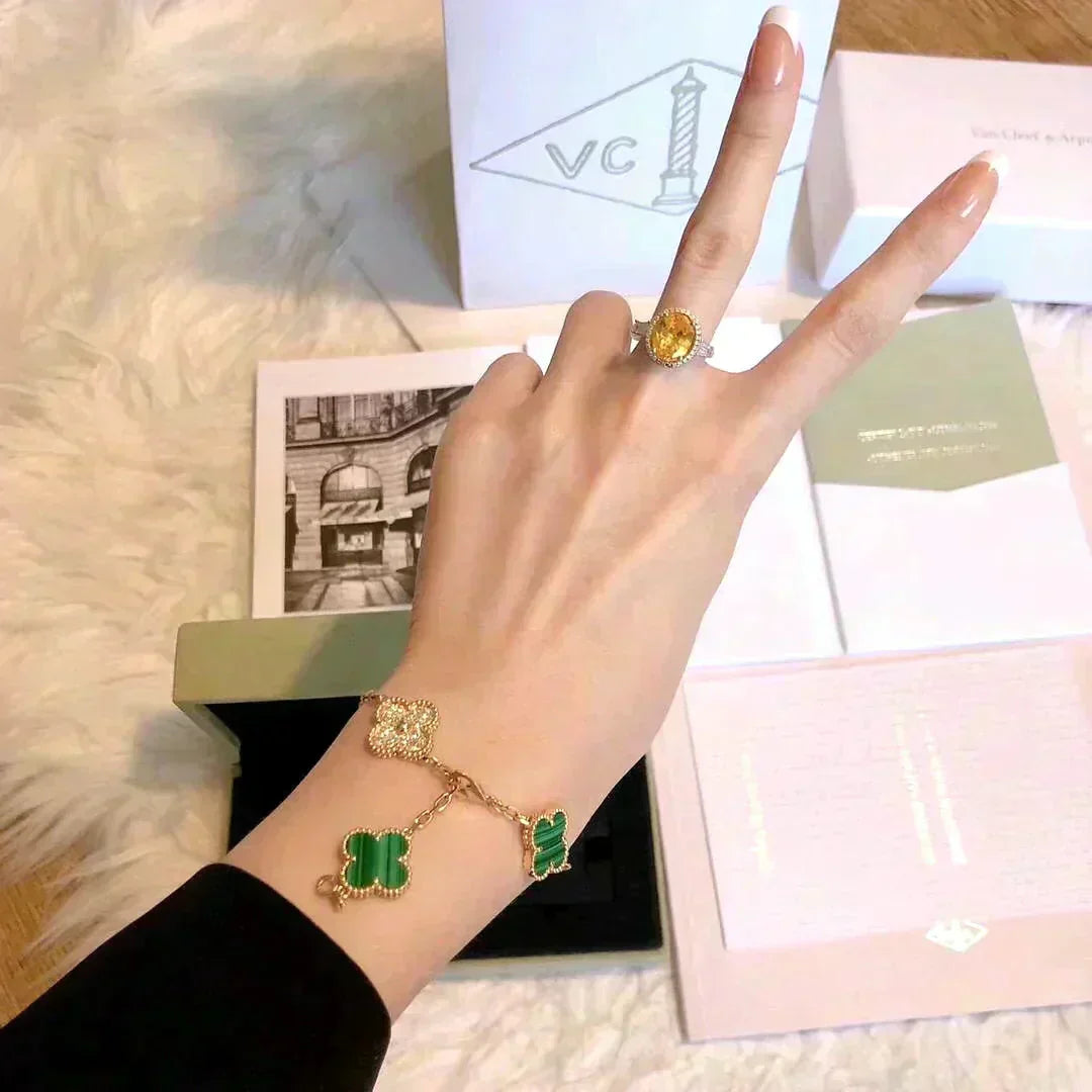 [⭐Miroze ]New  CLOVER 5 MOTIF MALACHITE BRACELET COLLECTION