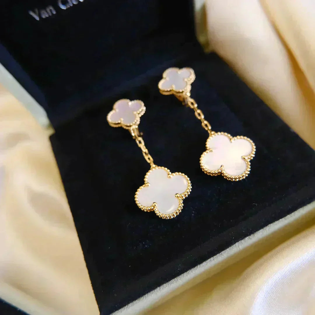 ⭐Miroze CLOVER 2 MOTIF WHITE MOP EARRINGS