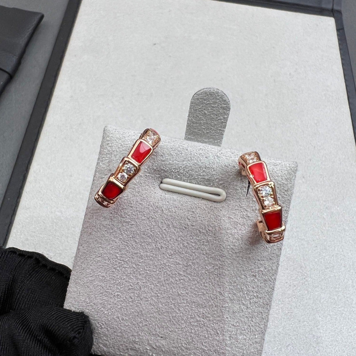 [⭐Veya]SERPENTI CARNELIAN PINK GOLD EARRINGS