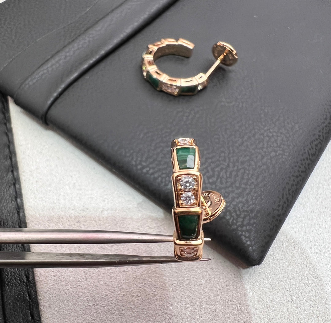 [⭐Veya]SERPENTI MALACHITE PINK GOLD EARRINGS