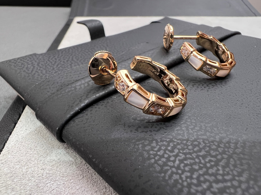 [⭐Veya]SERPENTI MOP PINK GOLD EARRINGS
