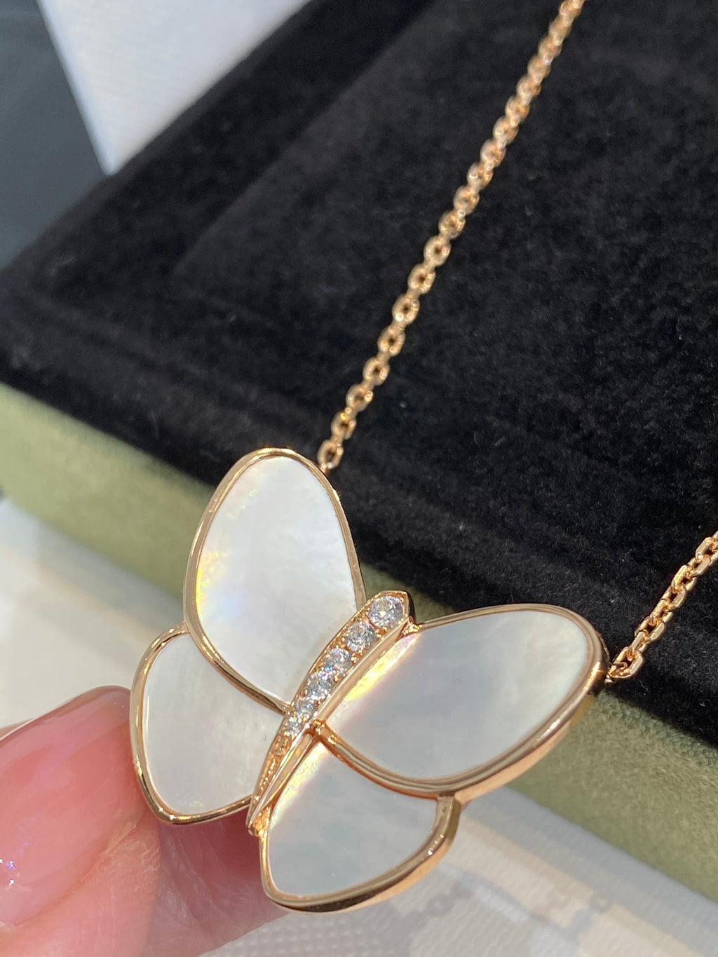 ⭐Miroze BUTTERFLY GOLD MOP DIAMOND NECKLACE