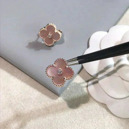 [⭐Miroze] CLOVER MEDIUM 1 MOTIFS  PINK MOP DIAMOND EARRINGS