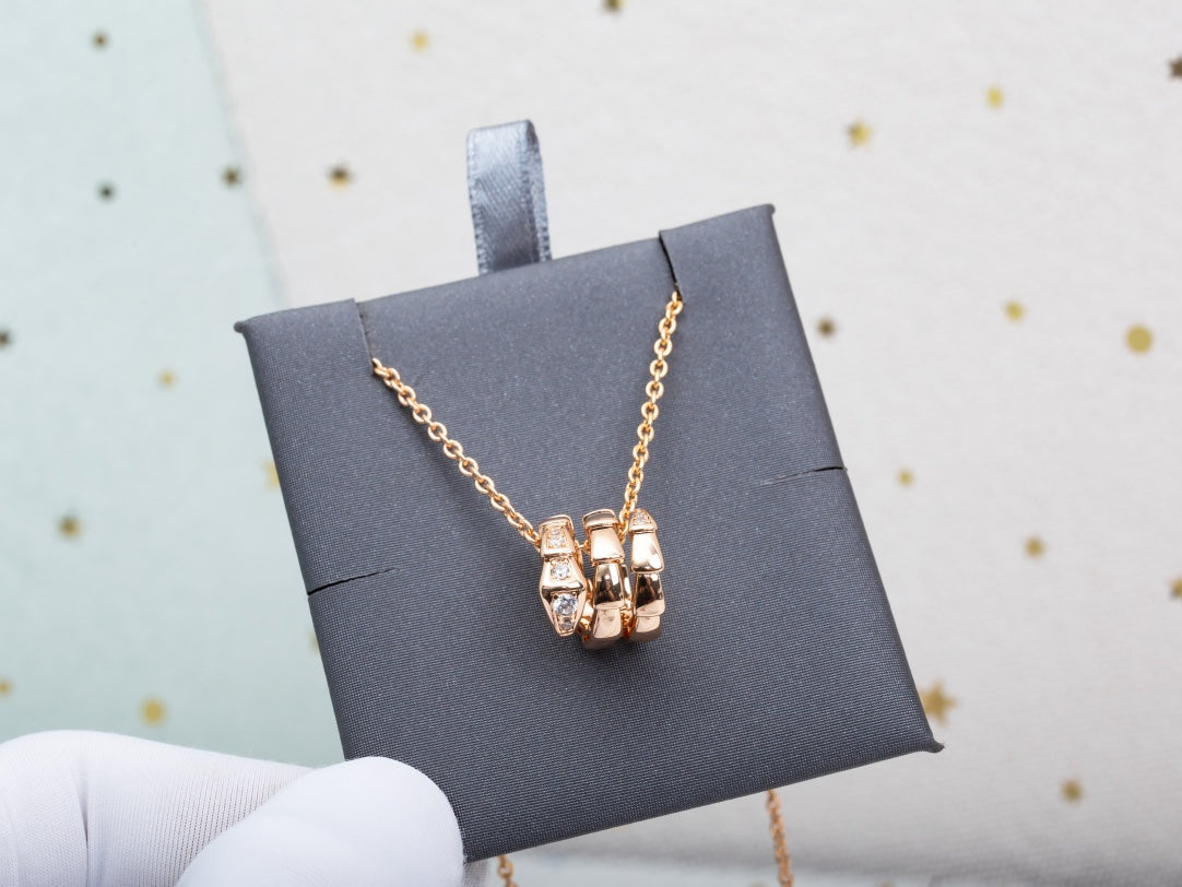 [⭐Veya]SERPENTI PINK GOLD NECKLACE DIAMOND