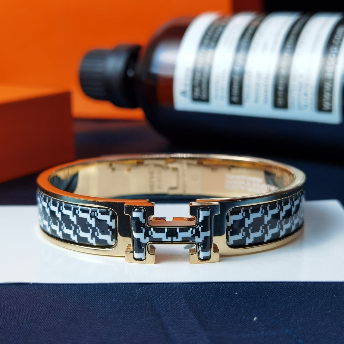 [⭐Miroze] H HORSE BRACELET 12MM