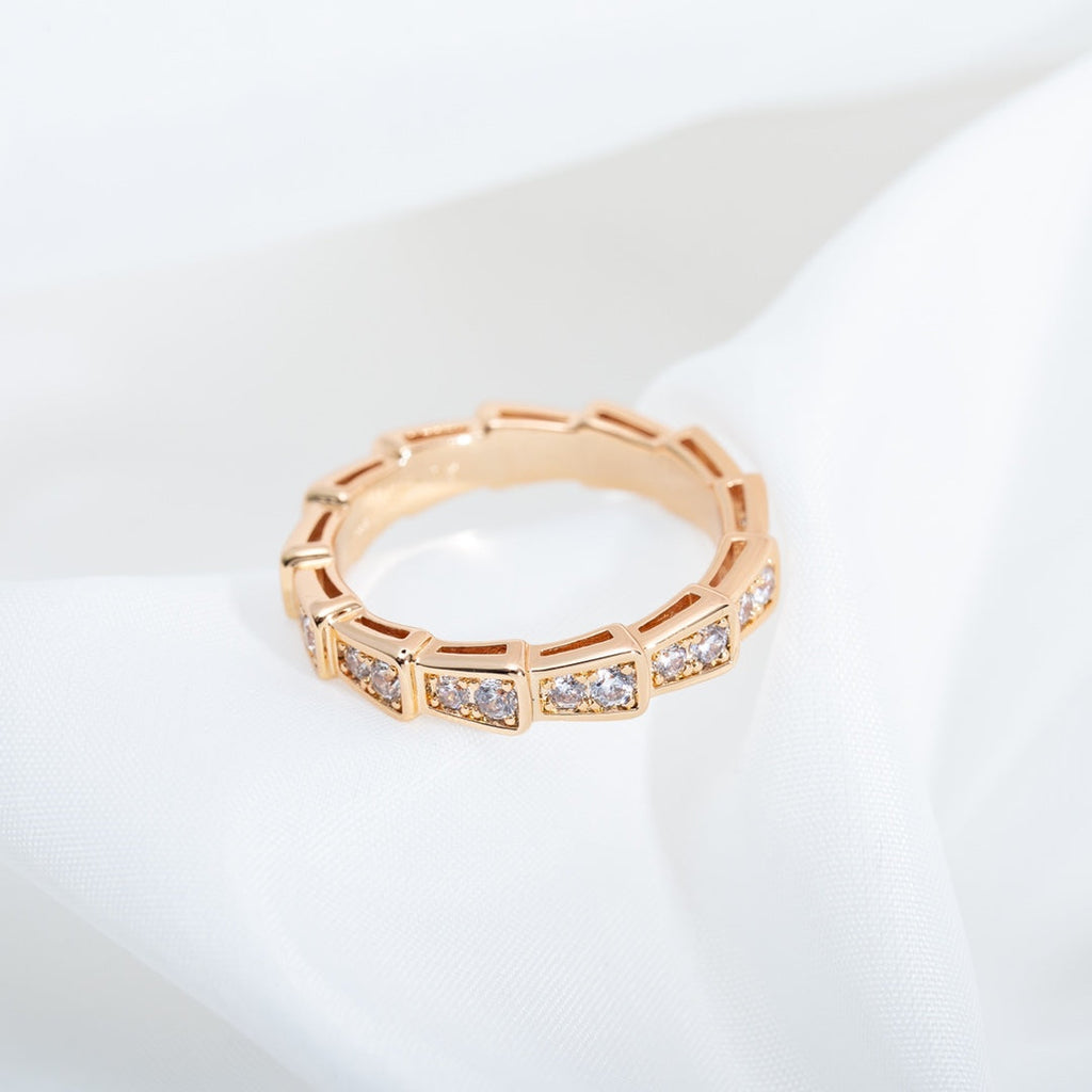 [⭐Veya]SERPENTI RING PINK GOLD DIAMOND PAVED 3MM