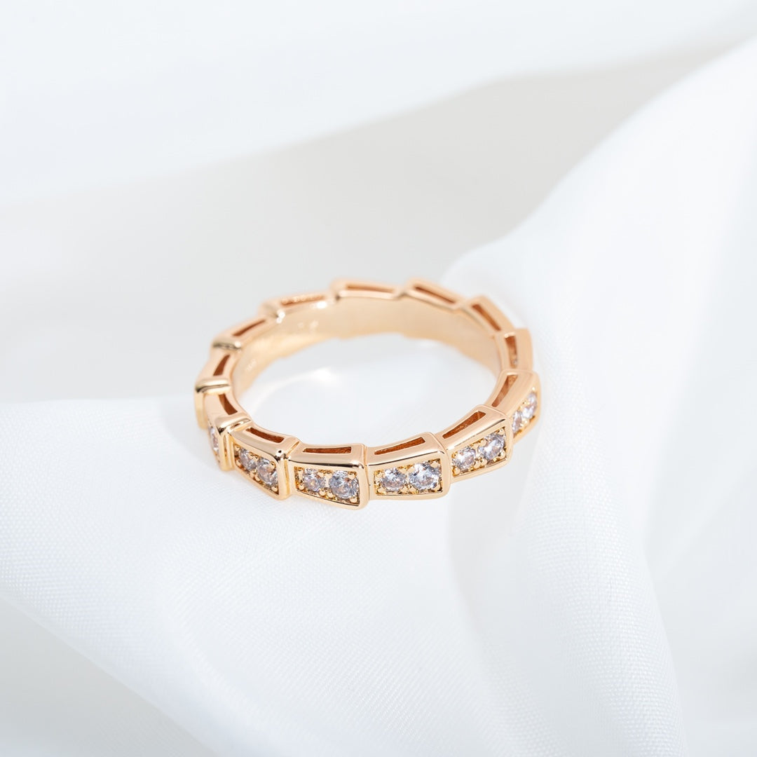 [⭐Veya]SERPENTI RING PINK GOLD DIAMOND PAVED 3MM