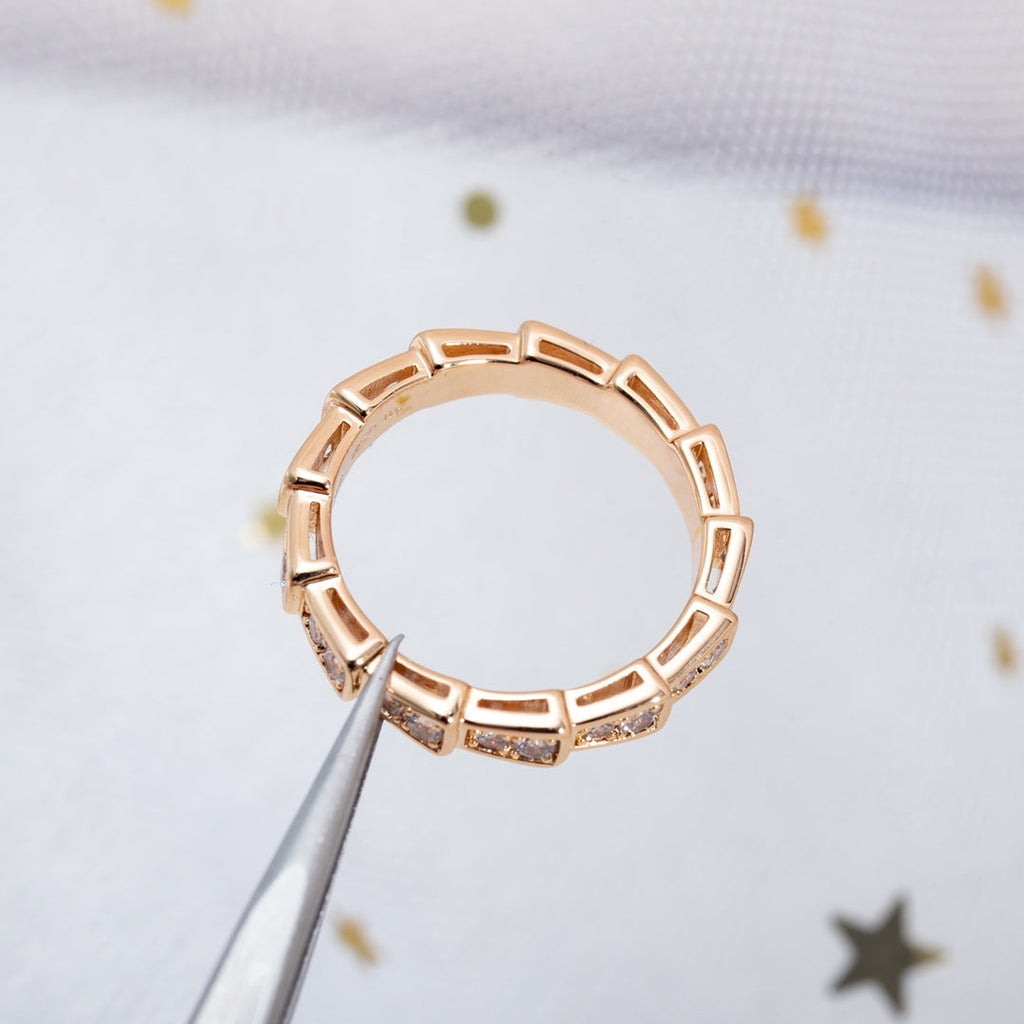 [⭐Veya]SERPENTI RING PINK GOLD DIAMOND PAVED 3MM