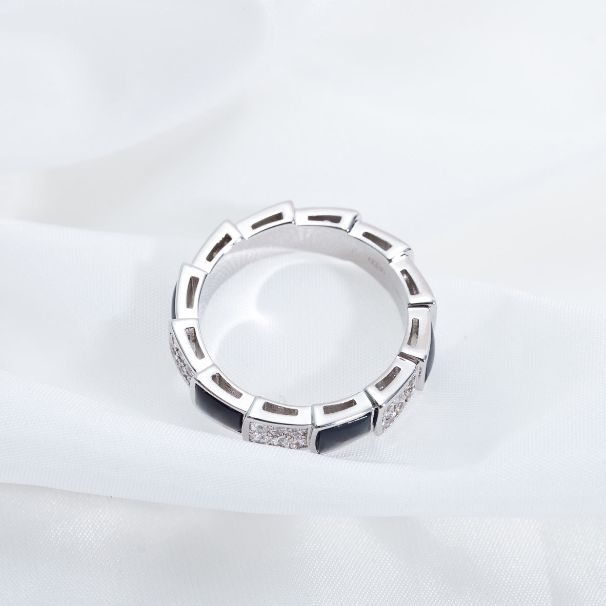 [⭐Veya]SERPENTI RING SILVER DIAMOND BLACK MOP 4MM