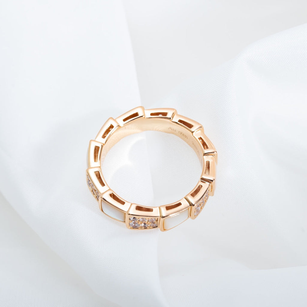 [⭐Veya]SERPENTI RING PINK GOLD MOP DIAMOND PAVED 4MM