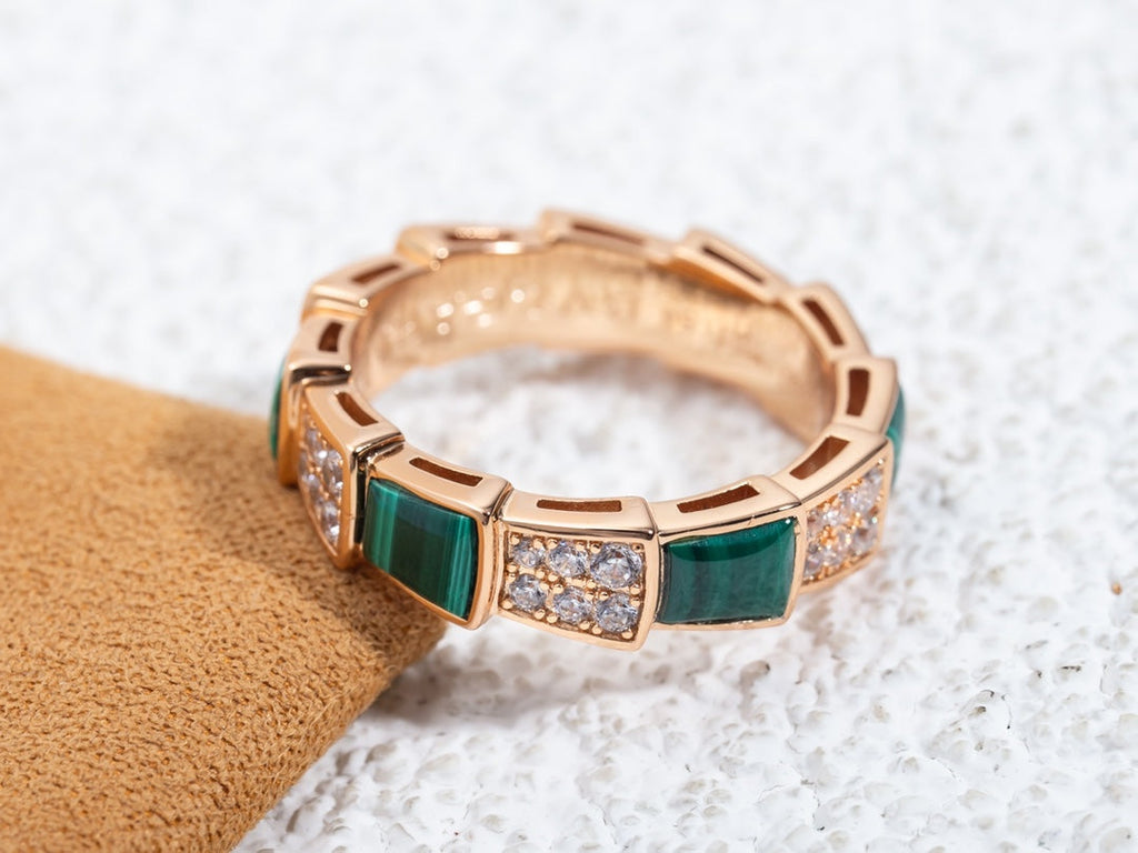 [⭐Veya]SERPENTI RING PINK GOLD MALACHITE DIAMOND PAVED 4MM