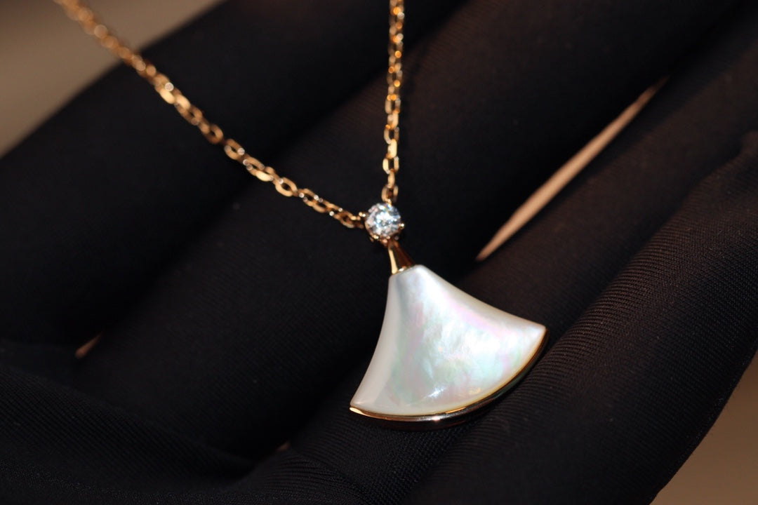 [⭐Miroze]DREAM NECKLACE WHITE MOP PINK GOLD 1 DIAMOND