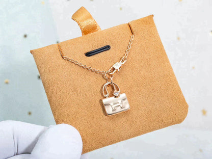 [⭐Miroze]AMULETTE PEDANT ROSE GOLD NECKLACE