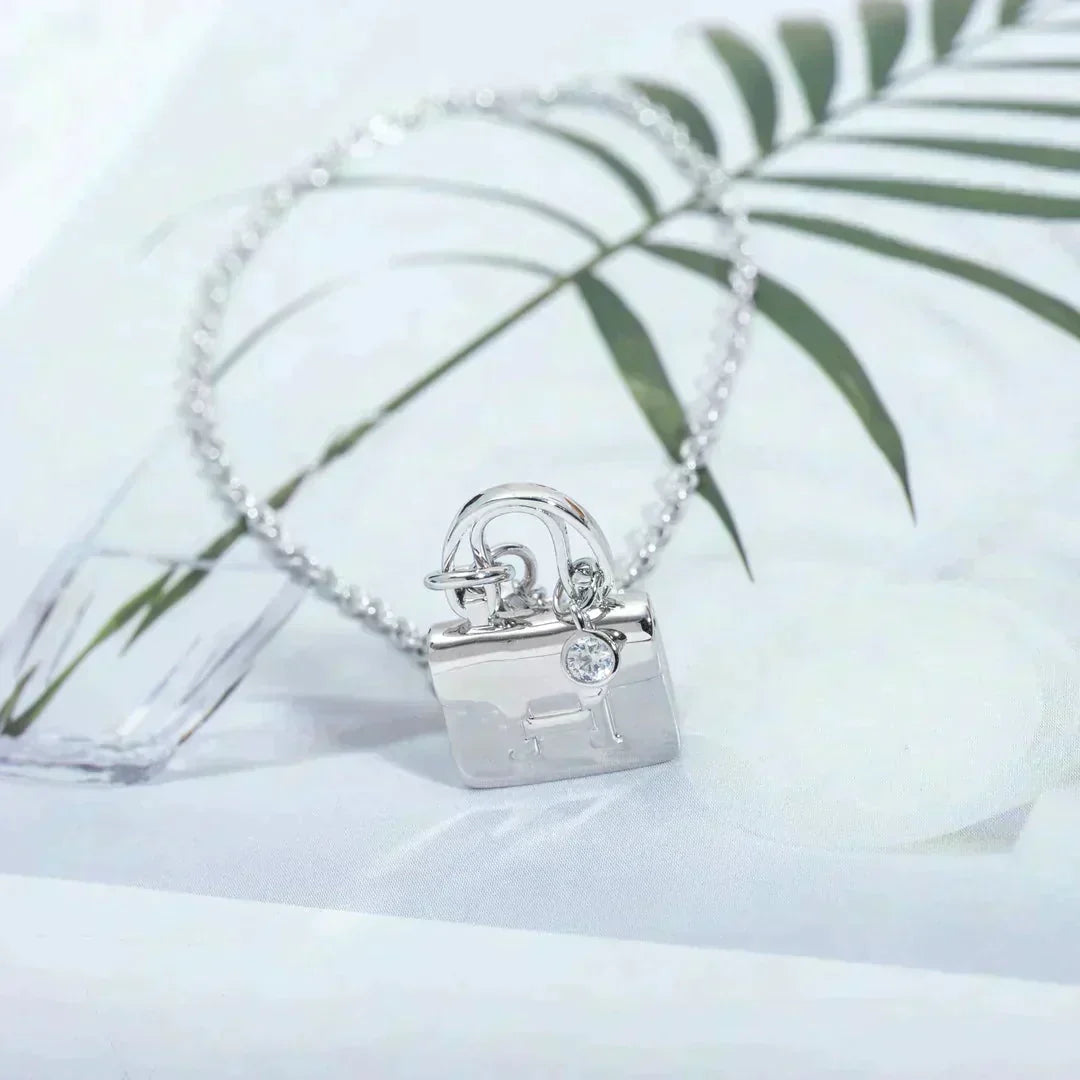 [⭐Miroze] AMULETTE PEDANT SILVER NECKLACE
