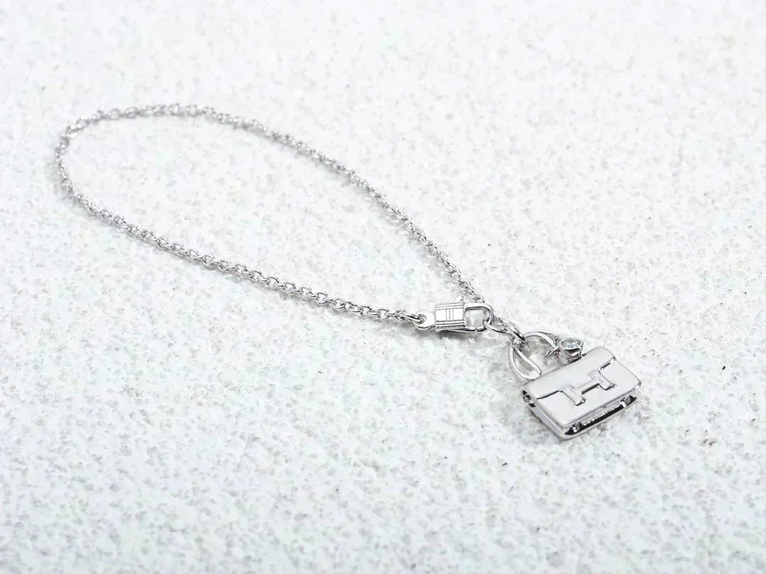 [⭐Miroze] AMULETTE PEDANT SILVER NECKLACE