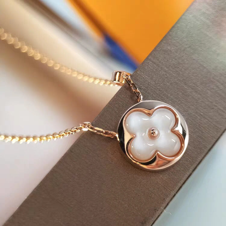⭐Miroze SUN MOP GOLD 1 DIAMOND NECKLACE