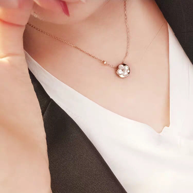 ⭐Miroze SUN MOP GOLD 1 DIAMOND NECKLACE