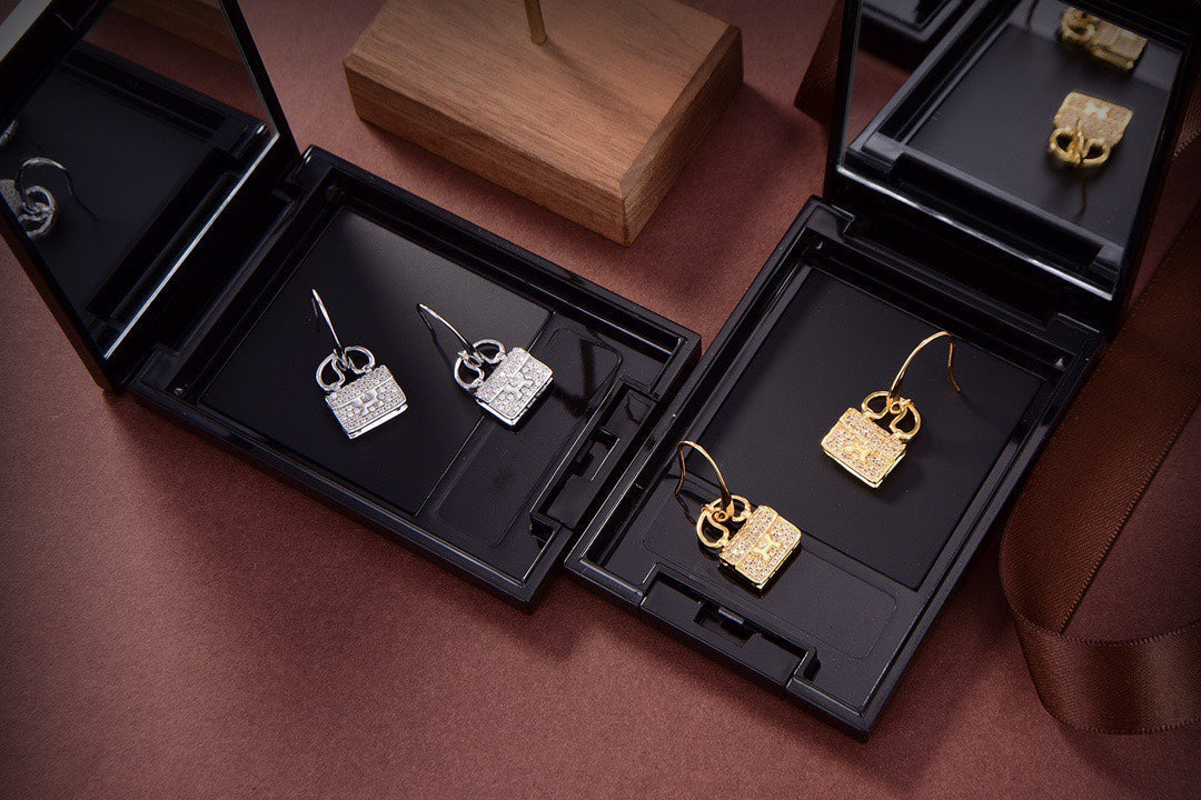 ⭐Miroze KELLY DIAMOND EARRINGS