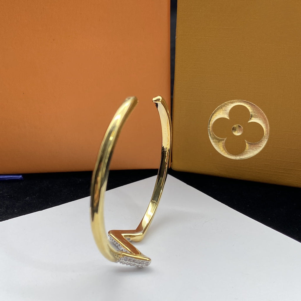 ⭐Miroze VOLTE UPSITE DOWN DIAMOND GOLD OPEN BRACELET