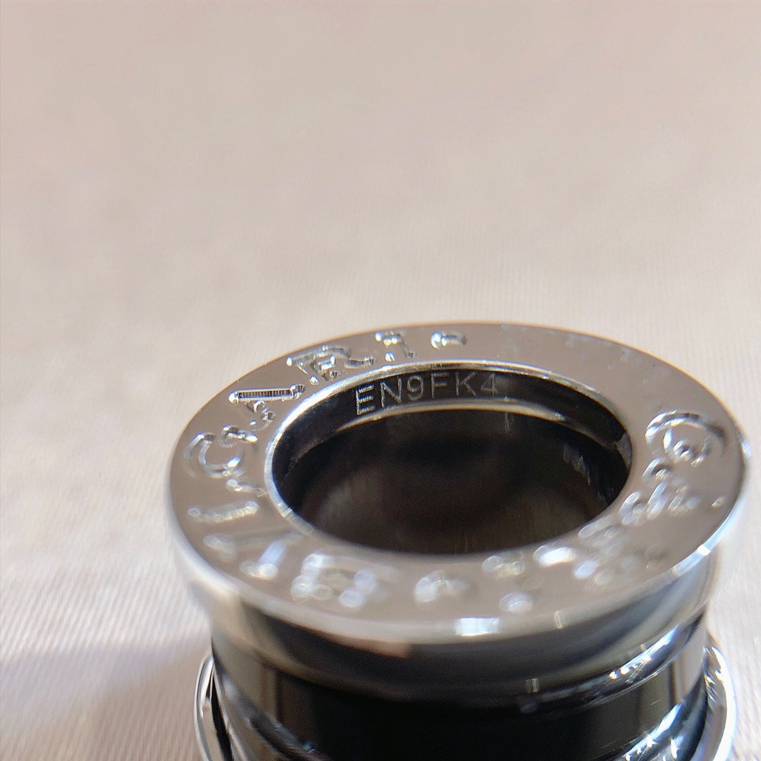 [⭐Veya]ZERO 1 BLACK CERAMIC SILVER NECKLACE