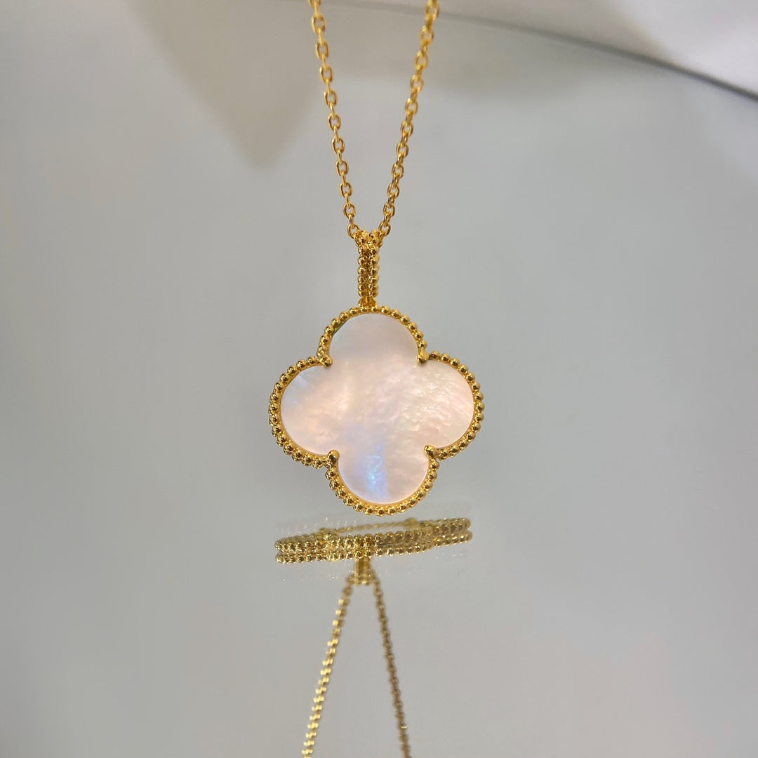⭐Miroze CLOVER 25MM MOP LARGE PENDANT NECKLACE