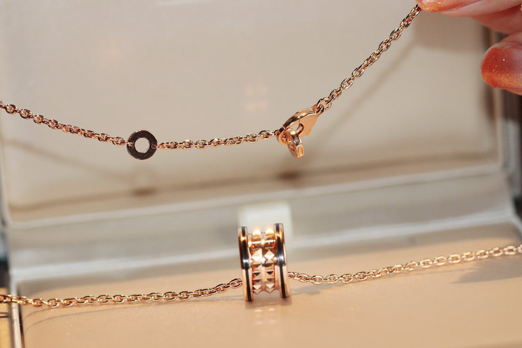 [⭐Veya]ZERO 1 ROCK PEDANT PINK GOLD BLACK NECKLACE