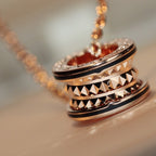 [⭐Veya]ZERO 1 ROCK PEDANT PINK GOLD BLACK NECKLACE