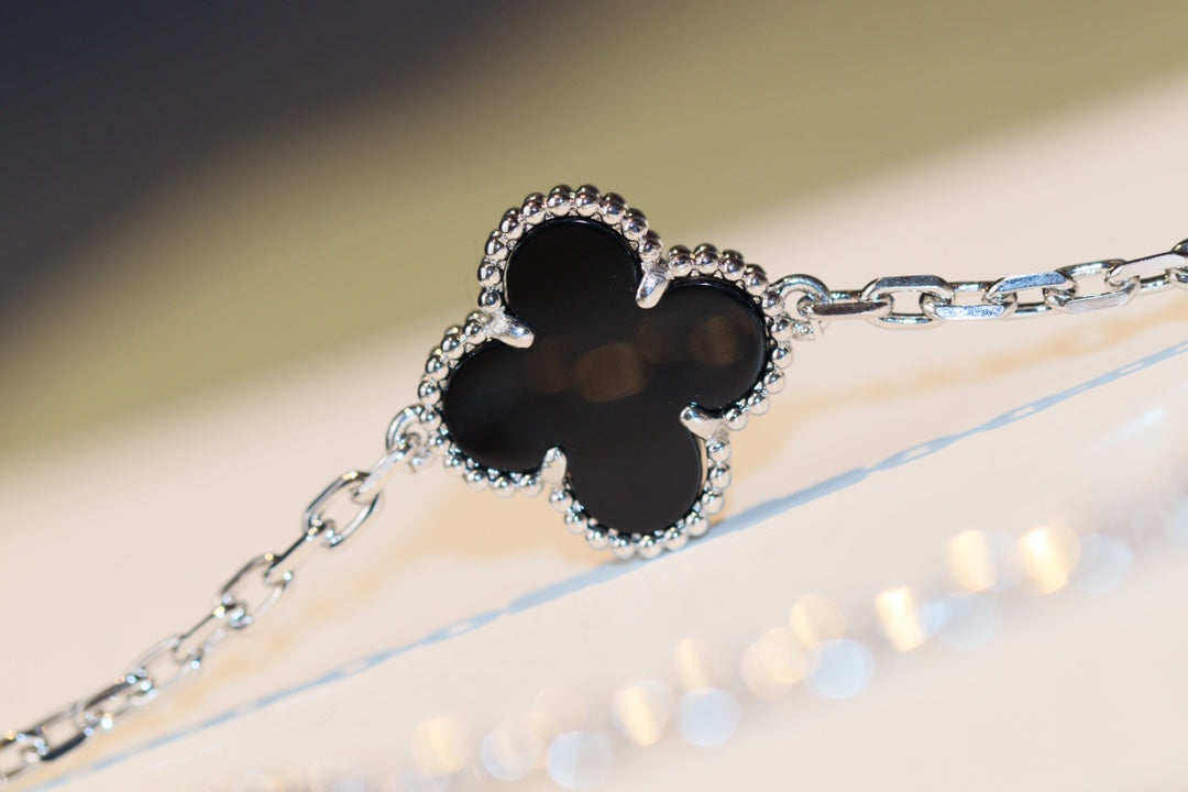 [⭐Miroze]CLOVER 20 MOTIFS ONYX DIAMOND SILVER