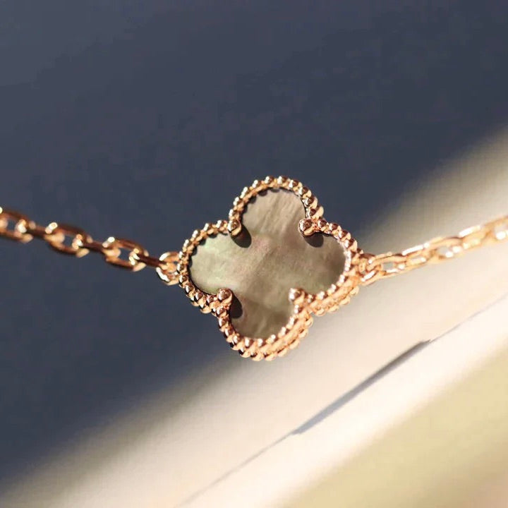 ⭐Miroze CLOVER 20 MOTIFS LASER DIAMOND NECKLACE