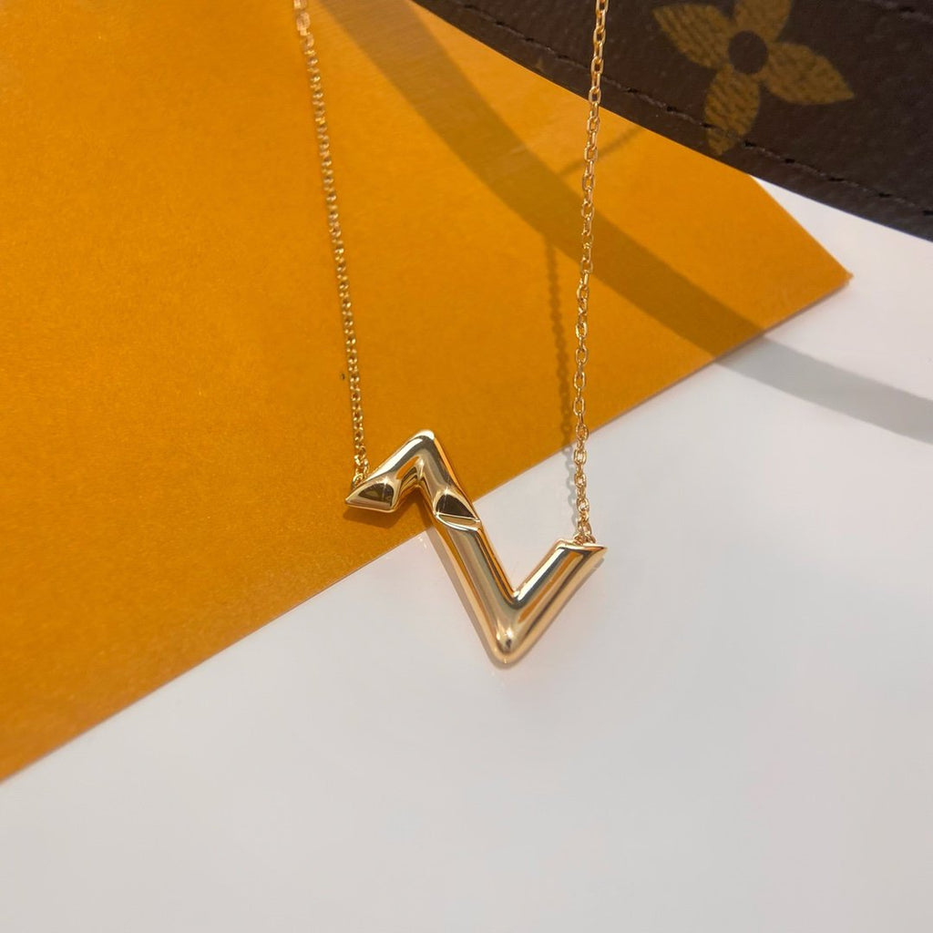 ⭐Miroze VOLTE UPSIDE DOWN NECKLACE