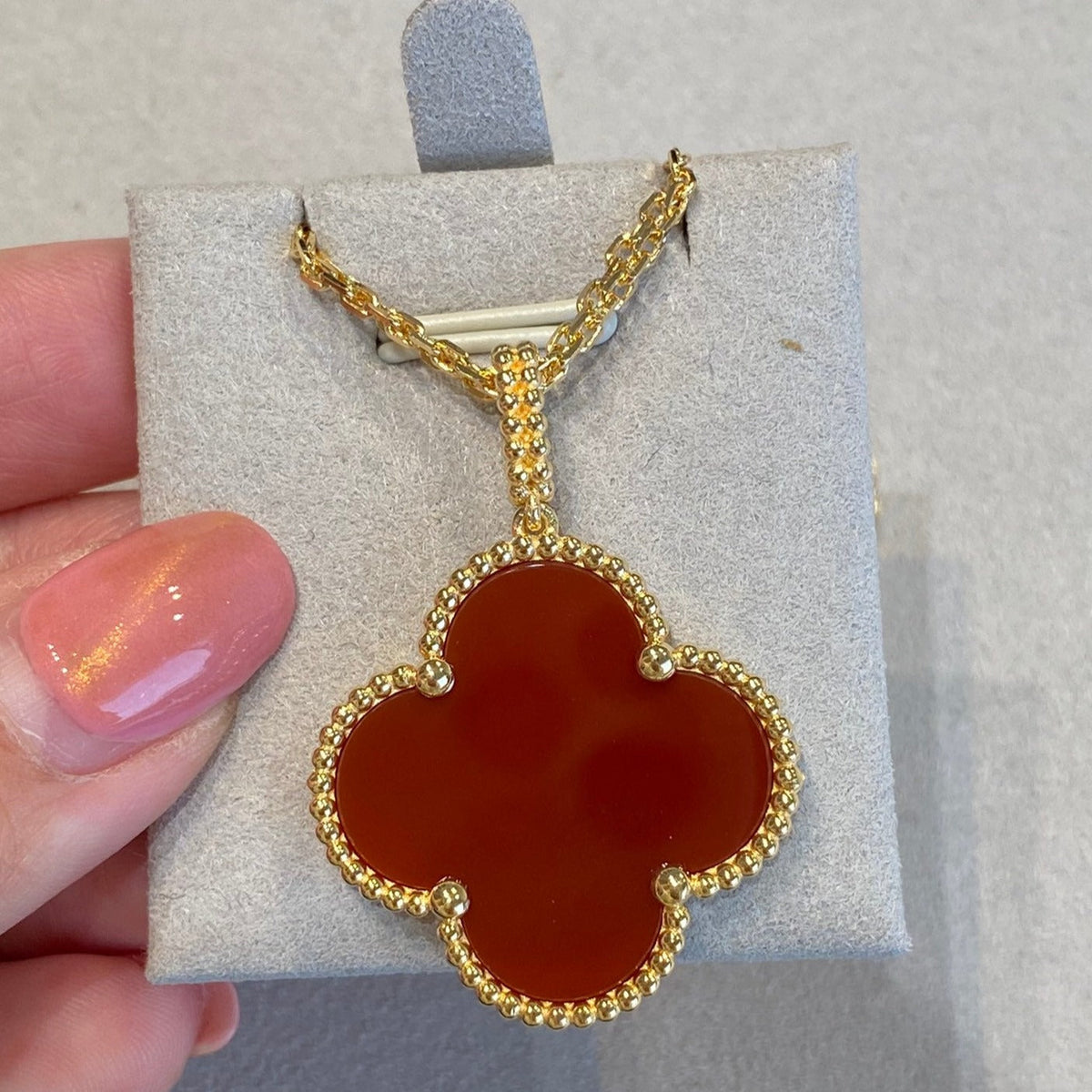 ⭐Miroze CLOVER 25MM NECKLACE GOLD CARNELIAN