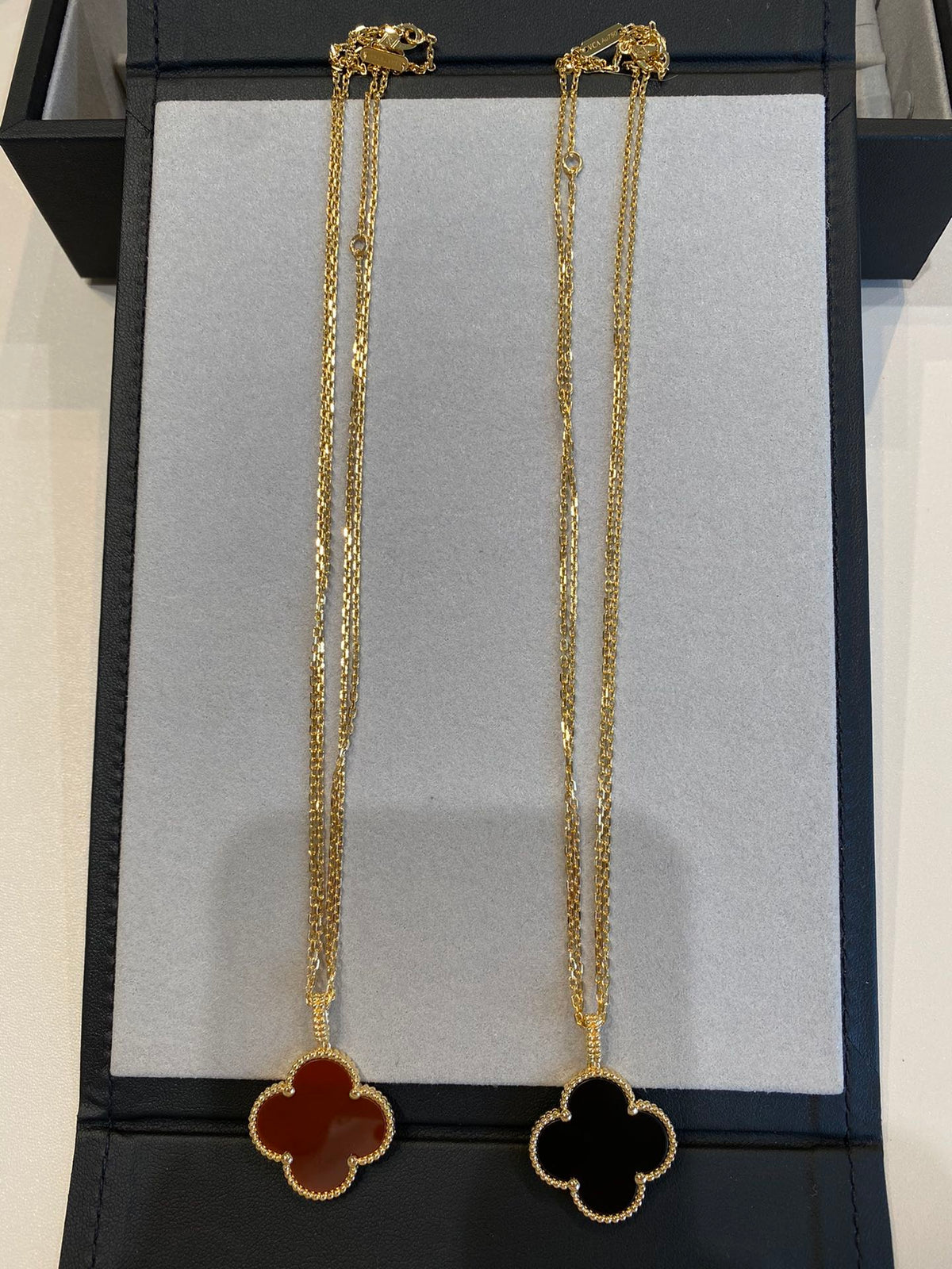 ⭐Miroze CLOVER 25MM NECKLACE GOLD CARNELIAN