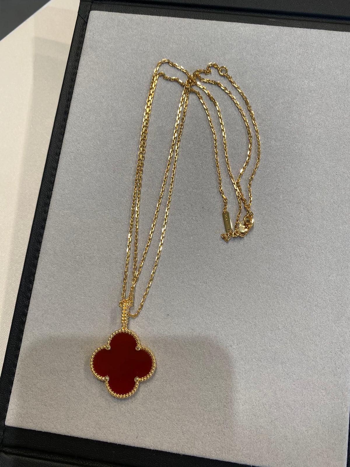 [⭐Miroze]CLOVER 25MM NECKLACE GOLD CARNELIAN