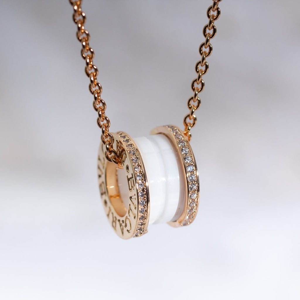 [⭐Veya]ZERO 1 WHITE CERAMIC PINK GOLD DIAMOND NECKLACE