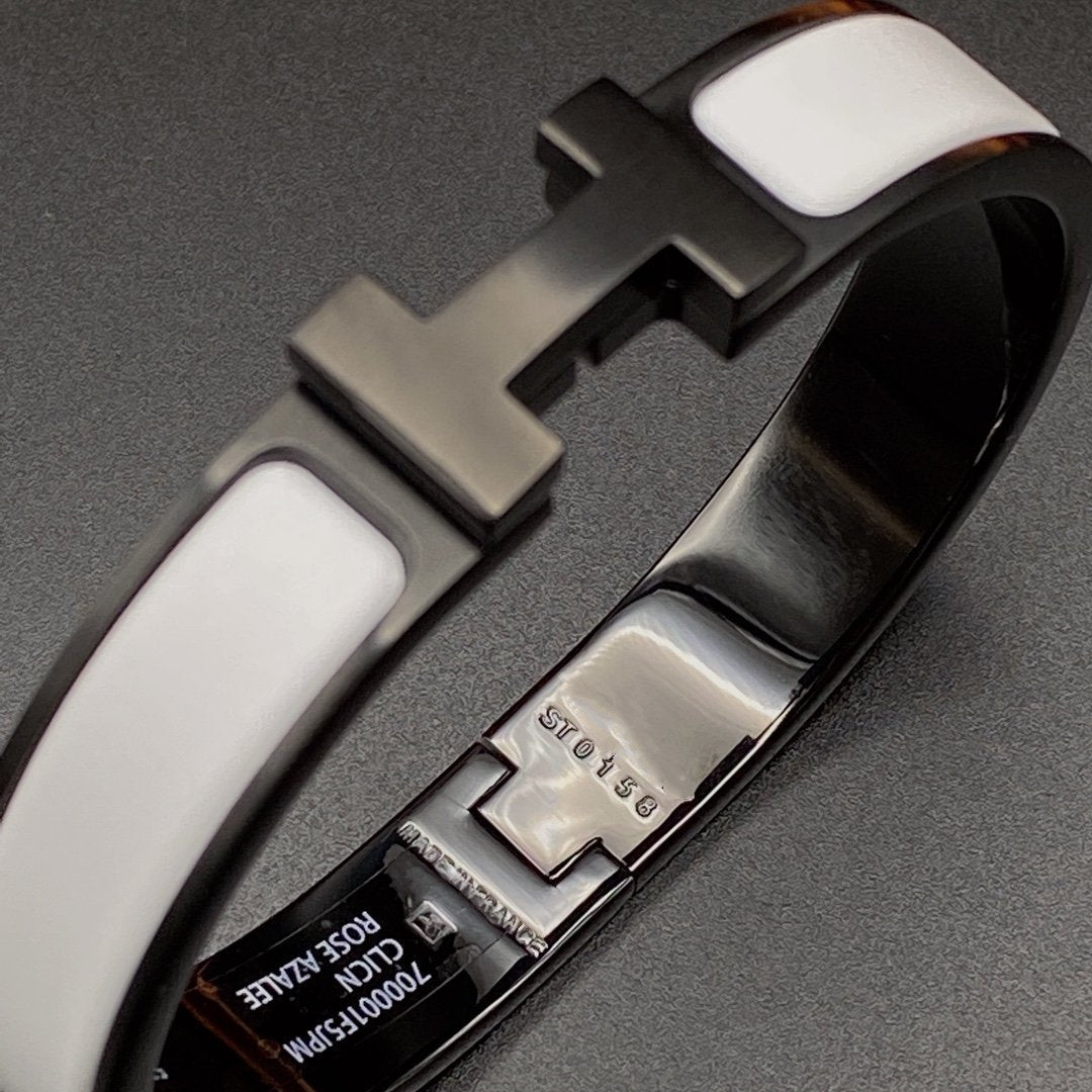 [⭐Miroze]H BRACELET 12MM BLACK WHITE CERAMIC