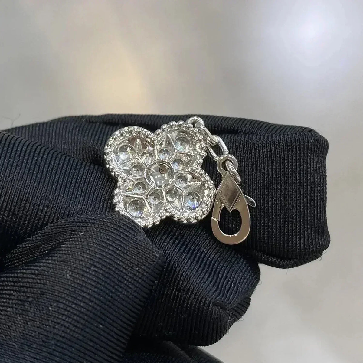 [⭐Miroze ] New  CLOVER 5 MOTIF FULL DIAMOND BRACELET COLLECTION