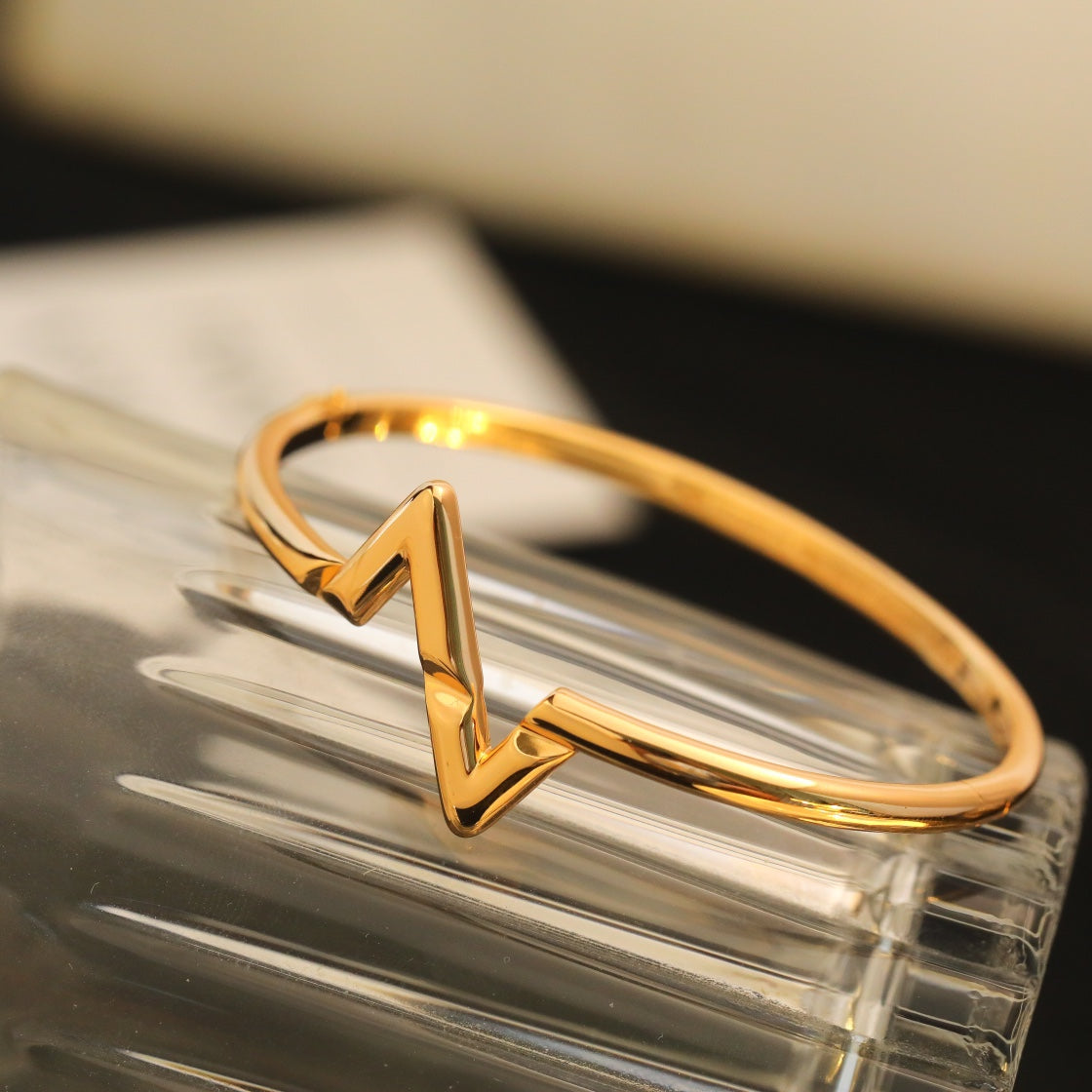 [⭐Miroze]VOLTE UPSITE DOWN BRACELET