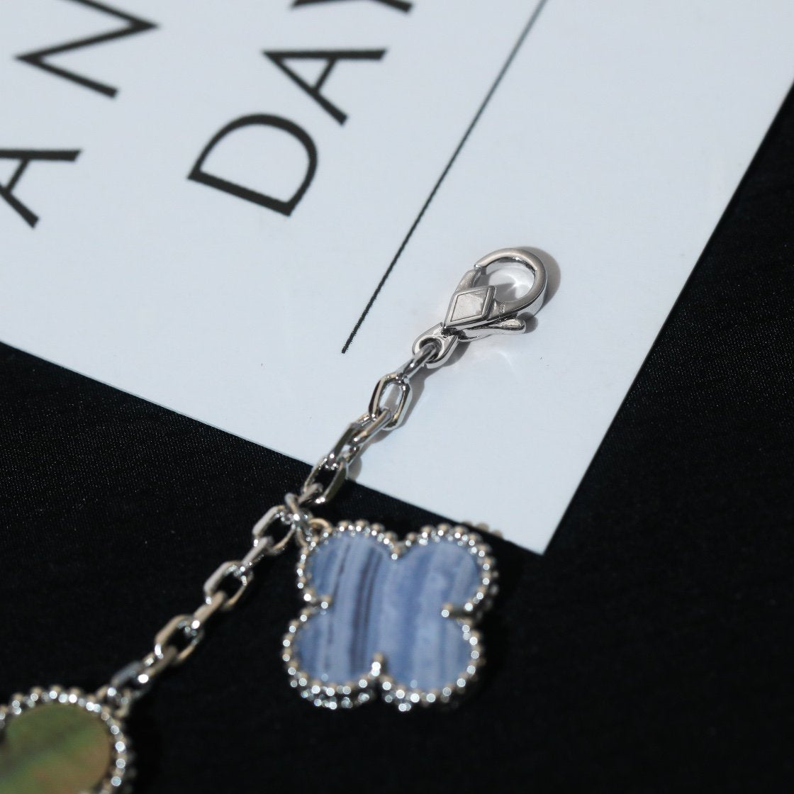 ⭐Miroze CLOVER BRACELET 5 MOTIFS MOP CHALCEDONY SILVER