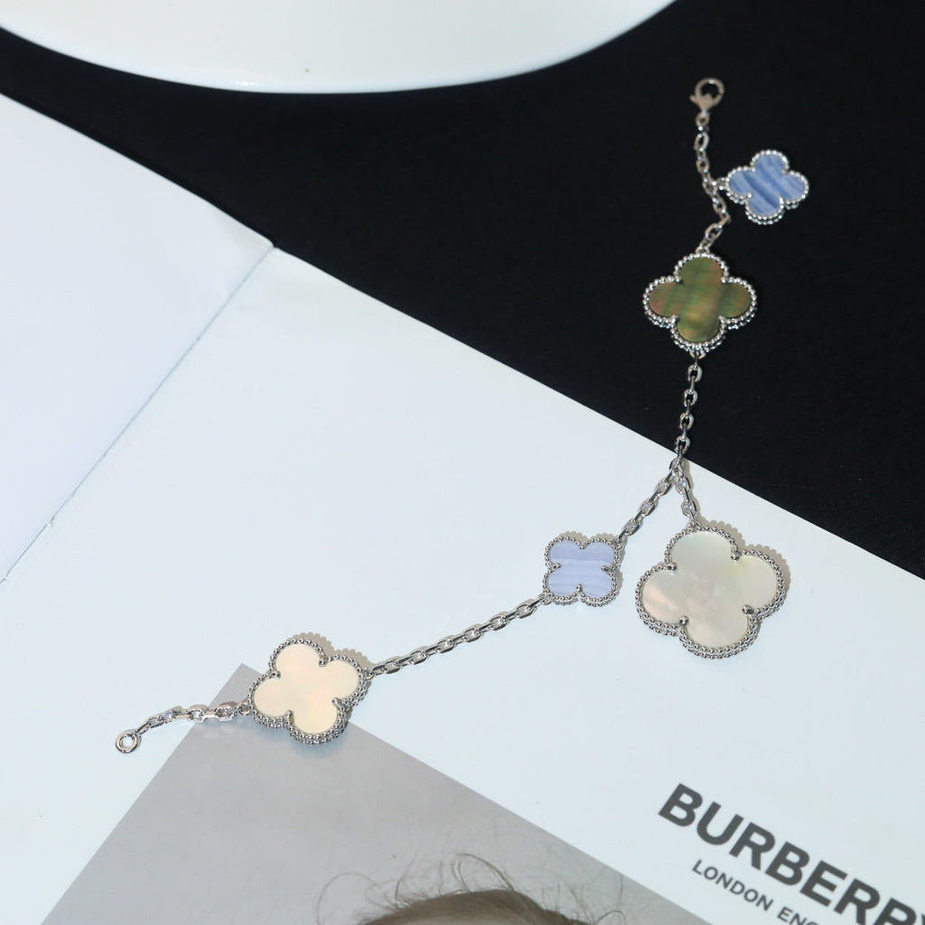 ⭐Miroze CLOVER BRACELET 5 MOTIFS MOP CHALCEDONY SILVER