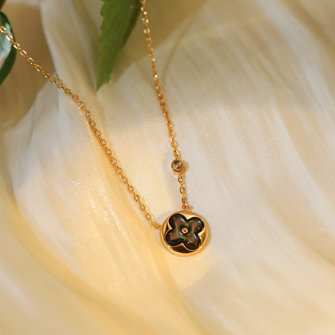 [⭐Miroze]SUN PEDANT PINK GOLD 1 DIAMOND NECKLACE