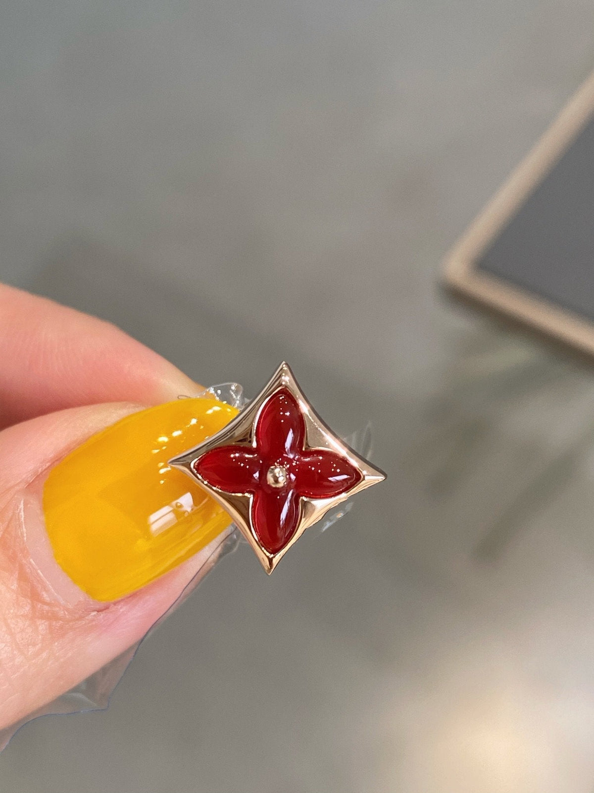 ⭐Miroze STAR AND SUN PINK GOLD CARNELIAN STUD EARRINGS