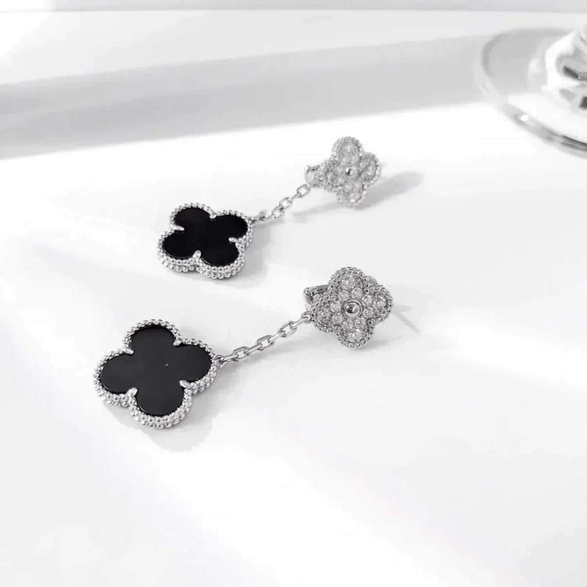 ⭐Miroze CLOVER 2 MOTIFS  DIAMOND ONYX EARRINGS SILVER