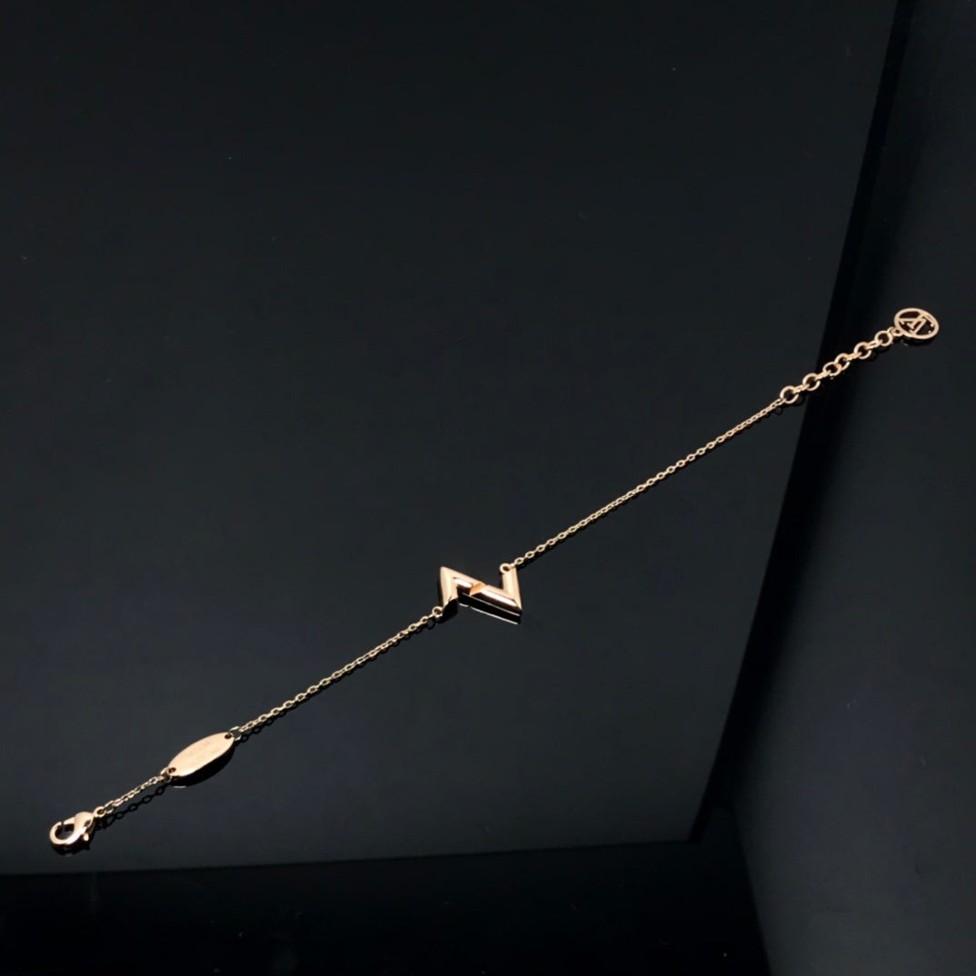 [⭐Miroze]VOLT LV LOGO BRACELET