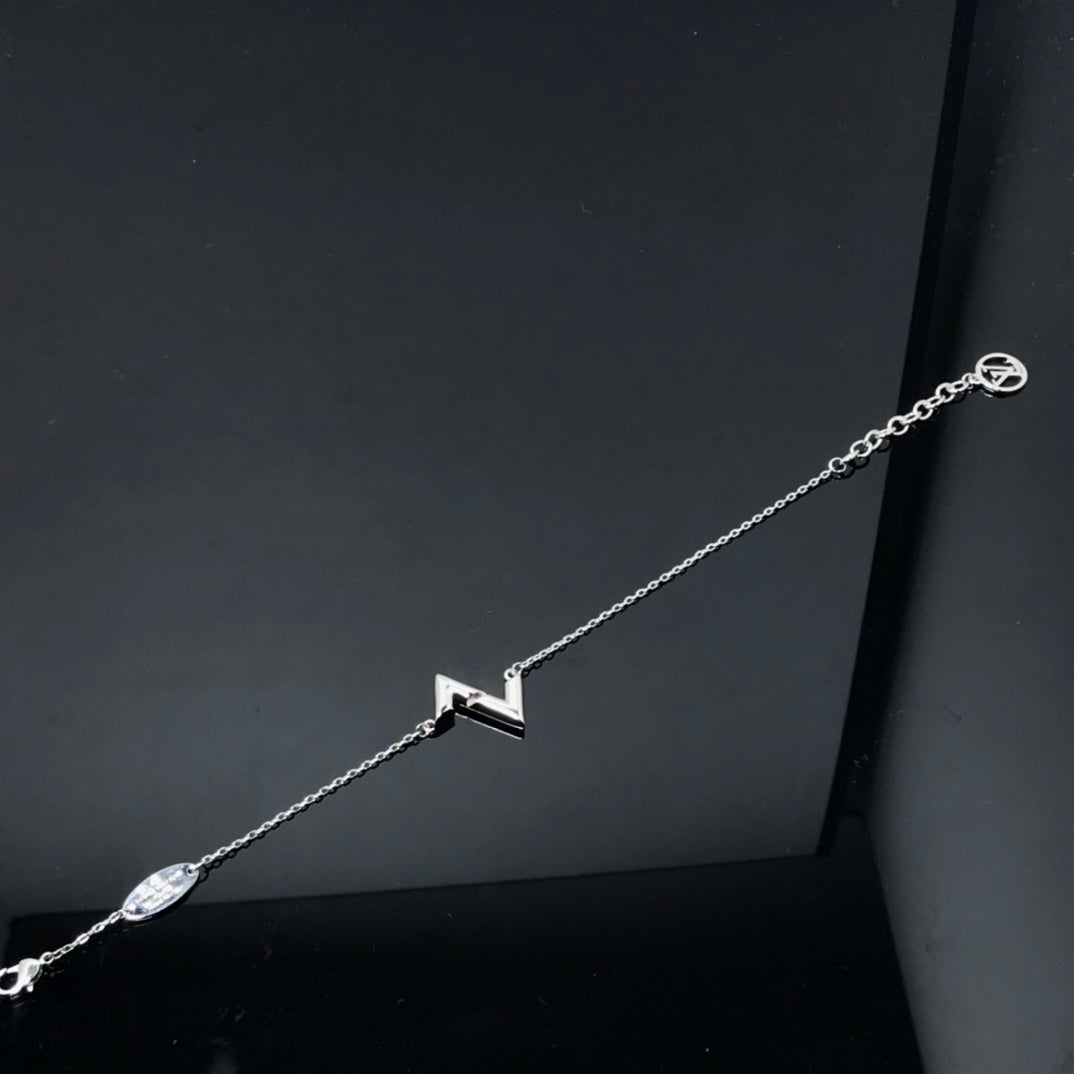 [⭐Miroze]VOLT LV LOGO BRACELET