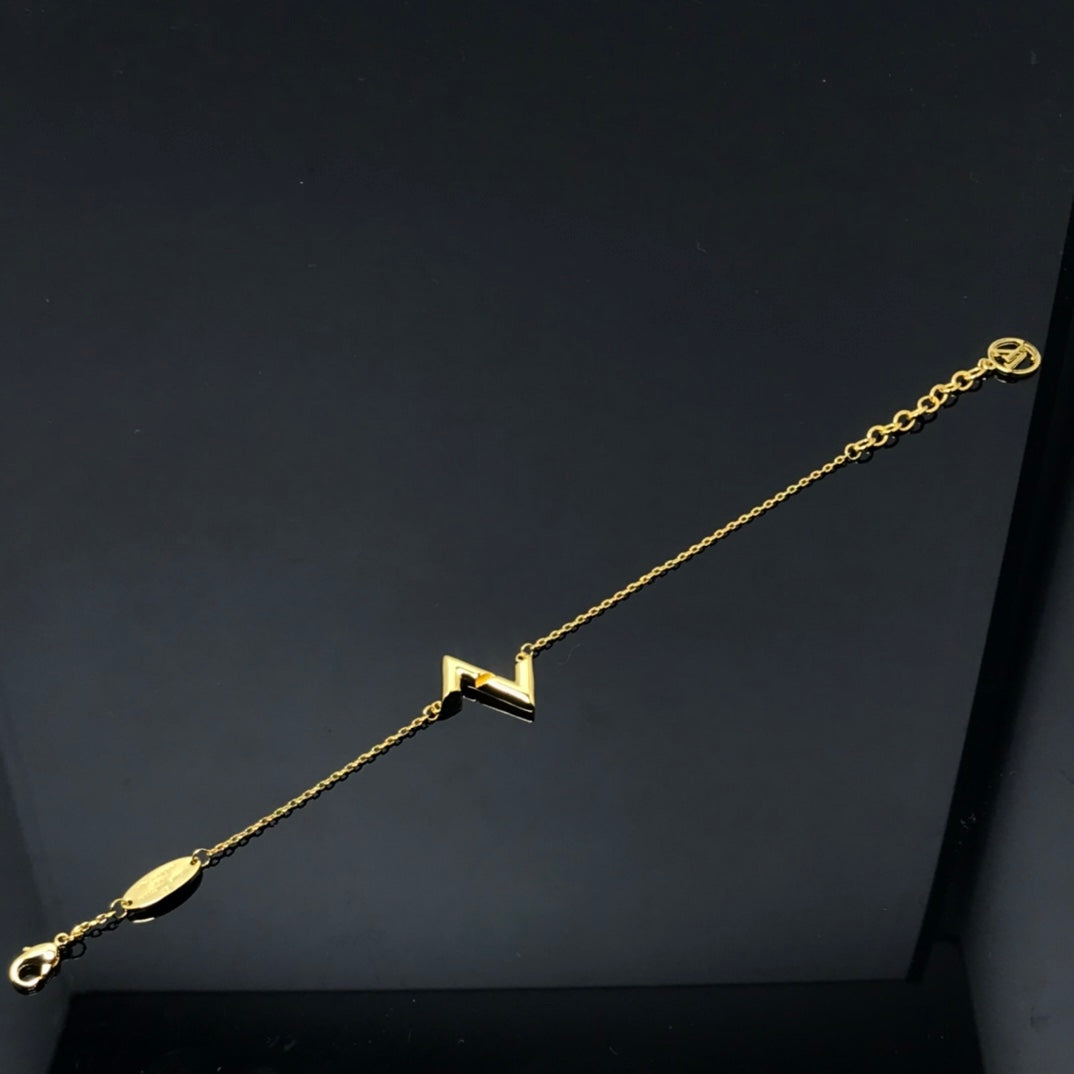 ⭐Miroze VOLT LV LOGO BRACELET
