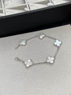 [⭐Miroze ]New CLOVER WHITE PEARL MOP 5 MOTIF BRACELET COLLECTION